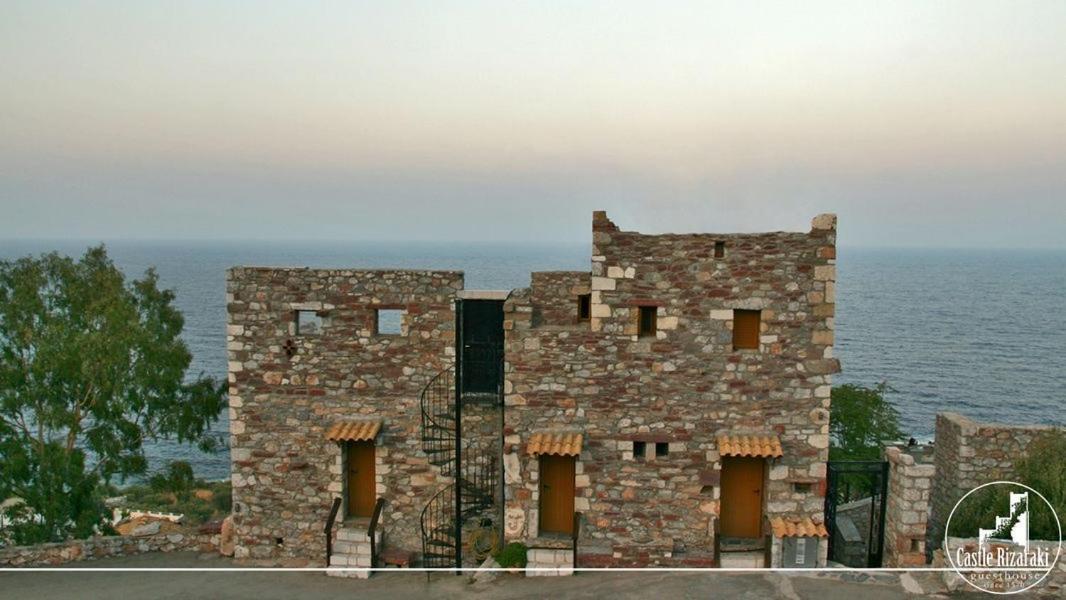 Castle Rizaraki Hotel Kokkala Buitenkant foto